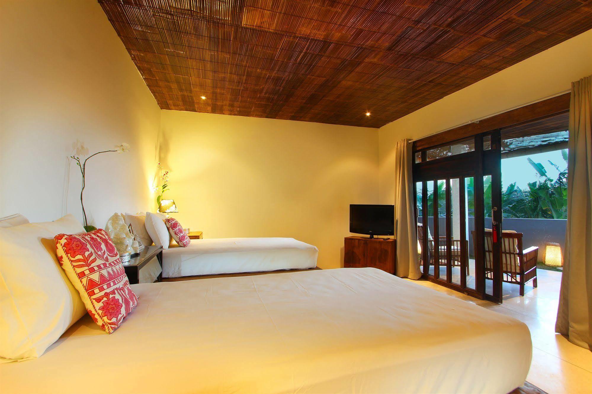 The Apartments Canggu Esterno foto