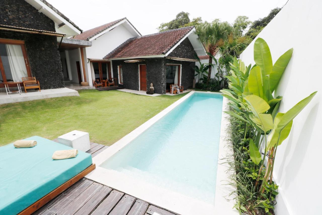 The Apartments Canggu Esterno foto